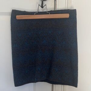 Toad & Co Sweater Skirt grey with blue print size Small